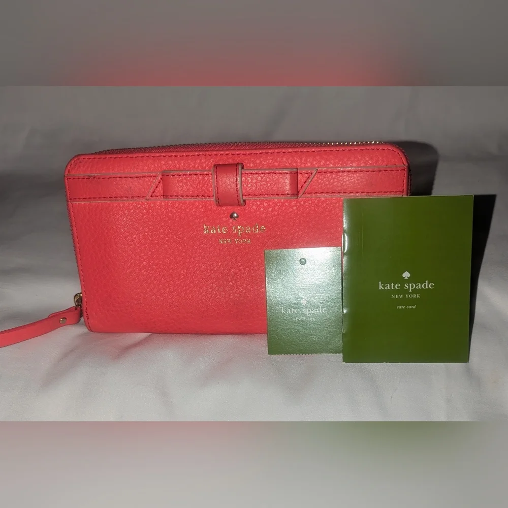 Kate Spade New York Cobble Hill Lacey Zip Around Bright Geranium Wallet